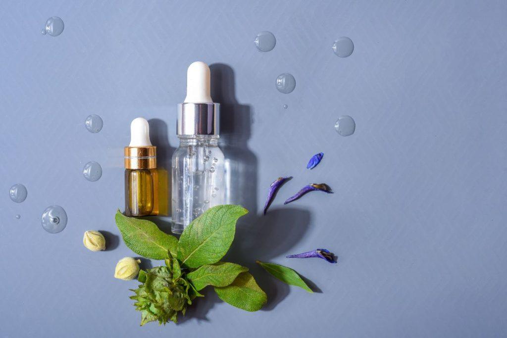 Sužinoję tai, hialurono rūgštį tikrai įtrauksite į savo kasdienę odos priežiūros rutiną. Kodėl hialurono rūgštis dar vadinama jaunystės eliksyru?