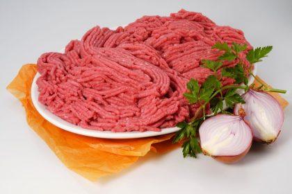 Sužinokite, kokius svogūnus geriausia naudoti patiekalams iš faršo