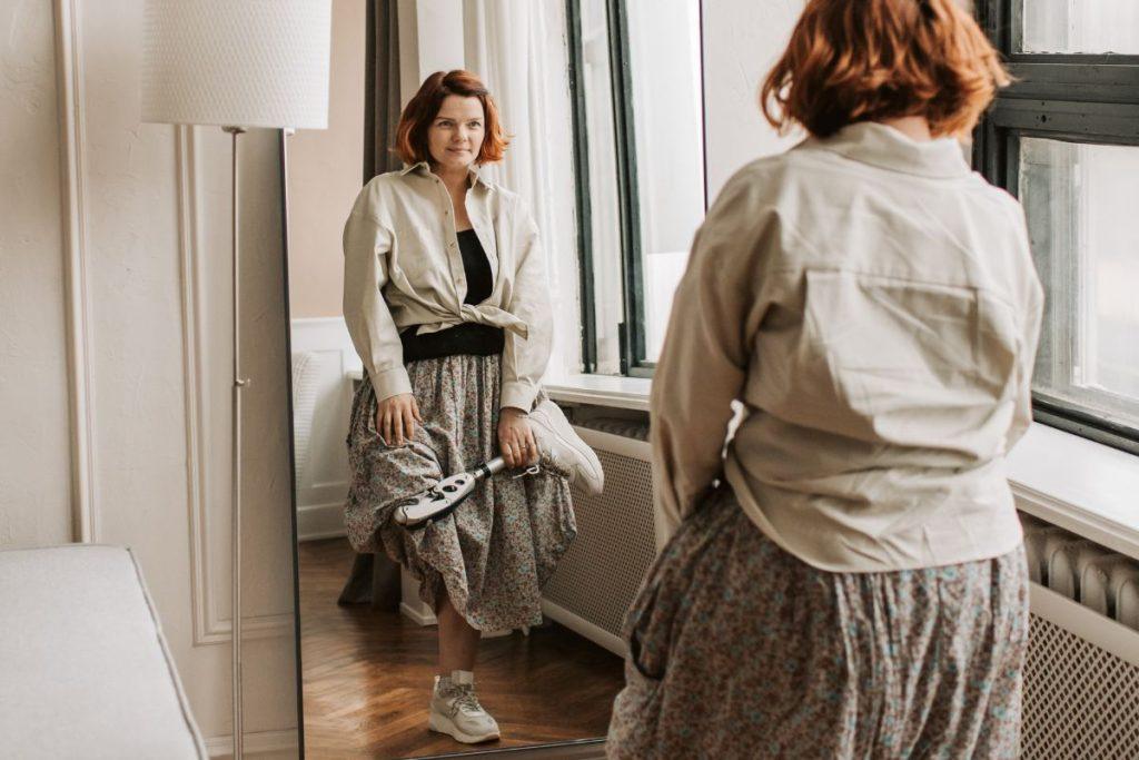 Trumpi ritualai, kurie užtikrins sėkmę išėjus iš namų. Pažiūrėkite į veidrodį