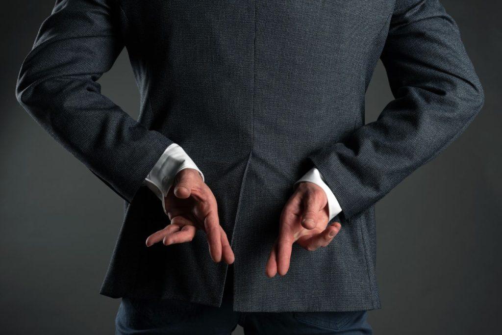 Žinant šias 4 taisykles, joks melagis jūsų neapgaus! Kaip atpažinti pataloginį melagį