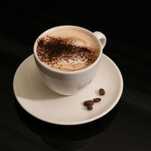 Kava su kakava: įberkite šaukštelį į rytinį puodelį ir smegenys dirbs kaip kompiuteris