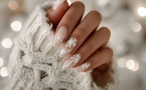 Žieminis manikiūras: baltos spalvos tendencijos, kurios šiemet užkariauja širdis