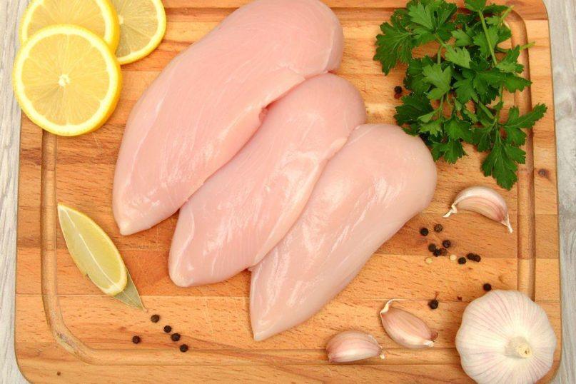 Vištienos krūtinėlės mišrainė: receptas toks paprastas, kad net vaikas įsimins