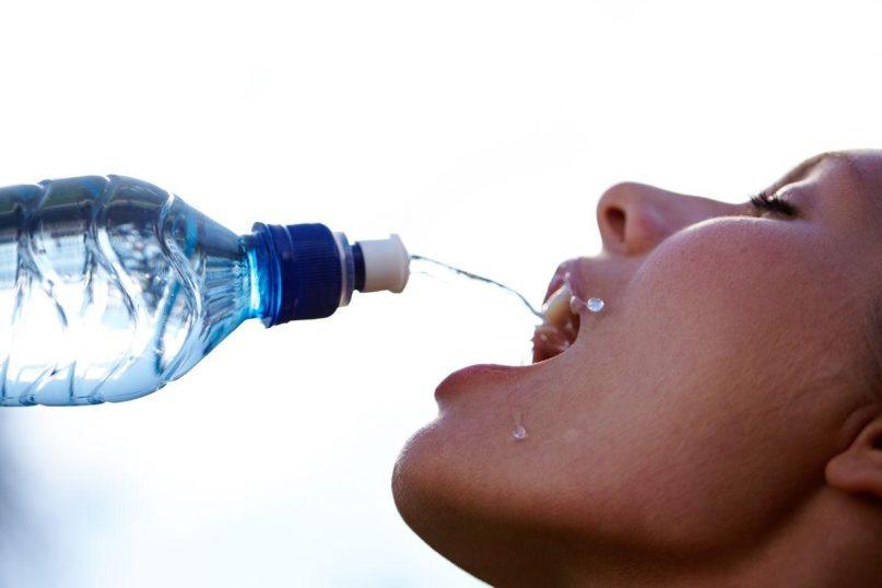 Vandens norma per dieną: mitas, kurį vis dar tiki dauguma