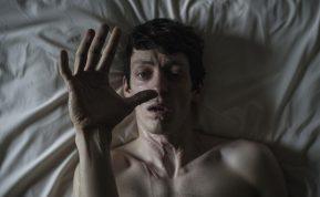 Jei dažnai tirpsta rankos, tai gali reikšti daugiau nei manote