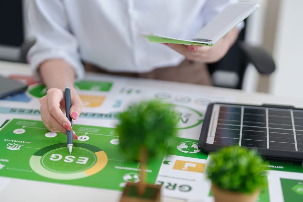 ES įmonių atskaitomybės taisyklės: 5 stulbinančios tiesos, kurias turėtų žinoti kiekvienas verslininkas – Reguliavimo paradoksas: paprastumo siekis sukūrė sudėtingumo labirintą