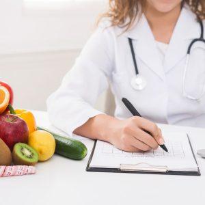 4 priežastys, kodėl verta kreiptis į profesionalų mitybos specialistą