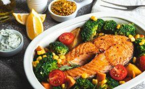 6 būdai, kaip lašiša gali pagerinti jūsų sveikatą