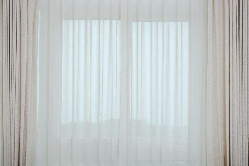 7 patarimai, kurie padės išvengti užuolaidų lyginimo