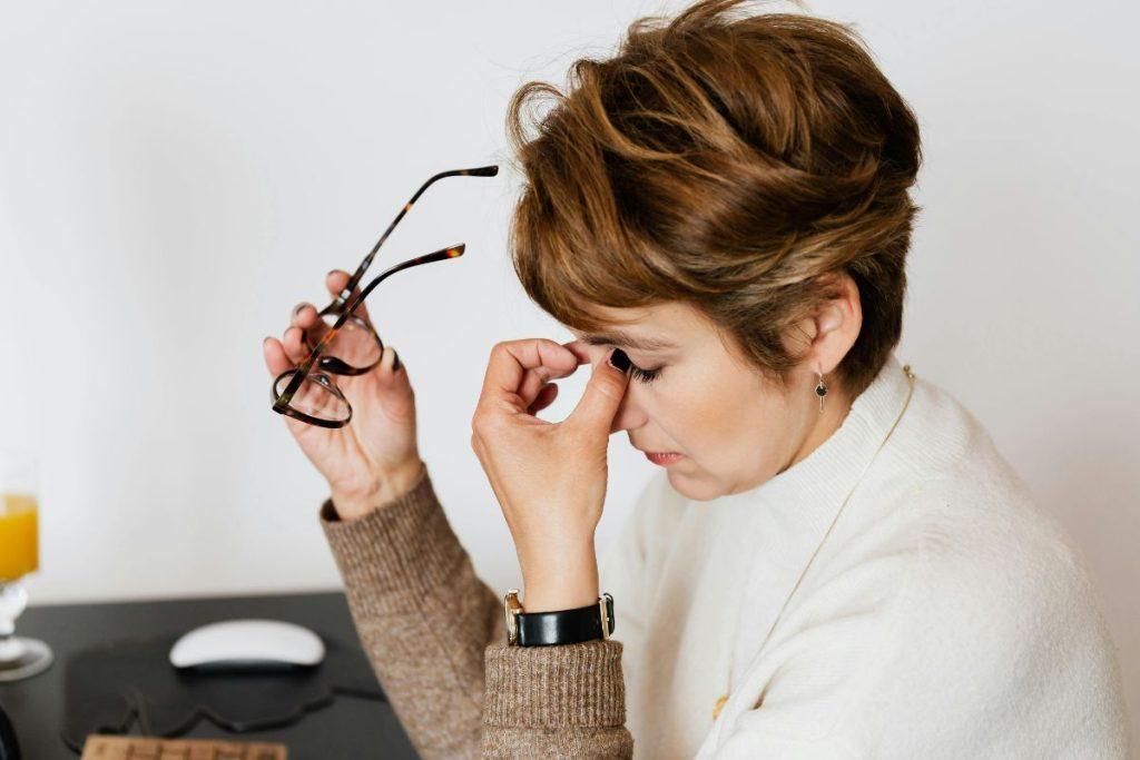 70-ųjų ir 80-ųjų sugrįžimas. Dabar moterys prašo vieno plaukų kirpimo. Brixie kirpmas