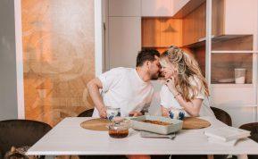 8 galingos frazės, kurios sustiprins jūsų santykius