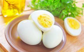 9 dalykai, kurie nutinka jūsų kūnui, jei valgote 2 kiaušinius pusryčiams