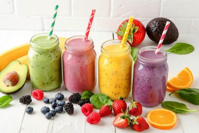 Vaisių ir daržovių kokteiliai: 5 neįprasti receptai sveikam gyvenimui – Klasikiniai skonių deriniai pradedantiesiems