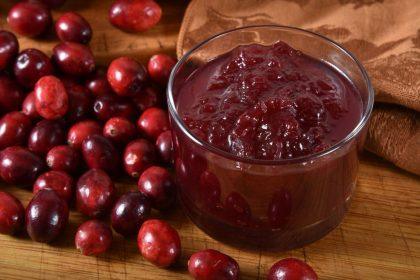 Itin greitas spanguolių padažas