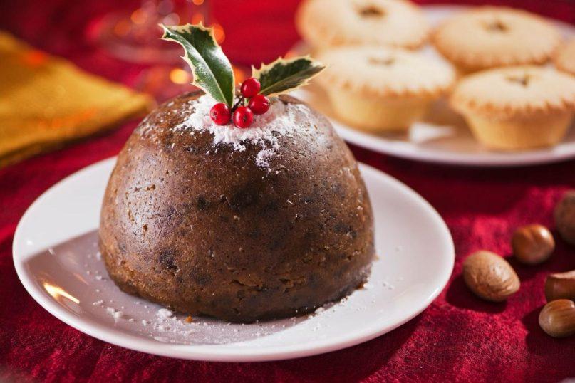 Kalėdinis džiovintų vaisių pudingas
