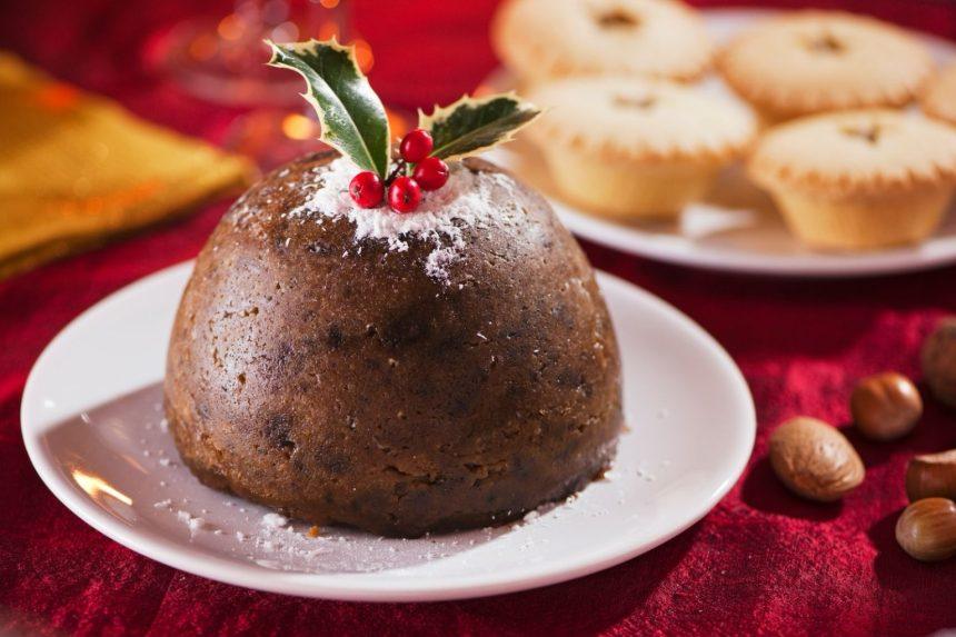 Kalėdinis džiovintų vaisių pudingas