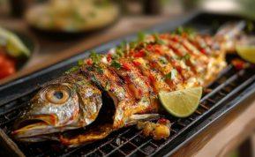 Su pankoliu ir žolelėmis grilinta žuvis