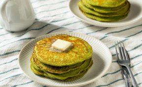 Žali špinatų blynai