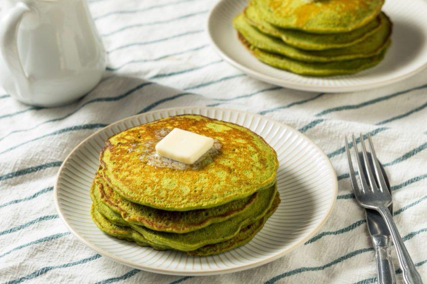 Žali špinatų blynai