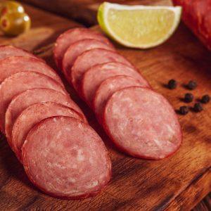 Ar visada manėte, kad tai yra mėsos gabaliukai? Tai sužinoję, daugiau tokios dešros nebepirksite