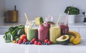 Vaisių ir daržovių kokteiliai: 5 neįprasti receptai sveikam gyvenimui