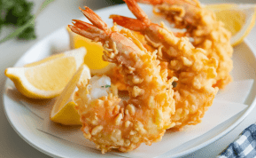 Auksinės krevetės tešloje – neatsispiriamai skanus receptas namų virtuvėje