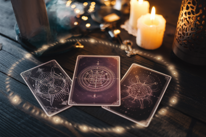 Intuicijos testas su kortelėmis: pasirink ir gauk gyvenimo patarimą