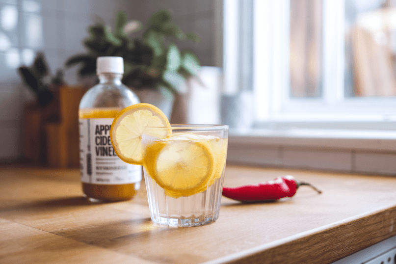 Natūralus gėrimas riebalų deginimui pilve ir šlaunyse - veiksminga naminė formulė