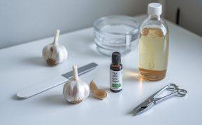 Grybelinės nagų infekcijos: efektyvūs namų būdai kaip pašalinti problemą