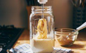 Naminis majonezas per 2 minutes – greičiausias receptas su blenderiu