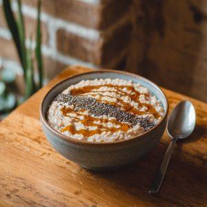 Chia sėklos su avižomis pusryčiams: kodėl šis receptas keičia viską