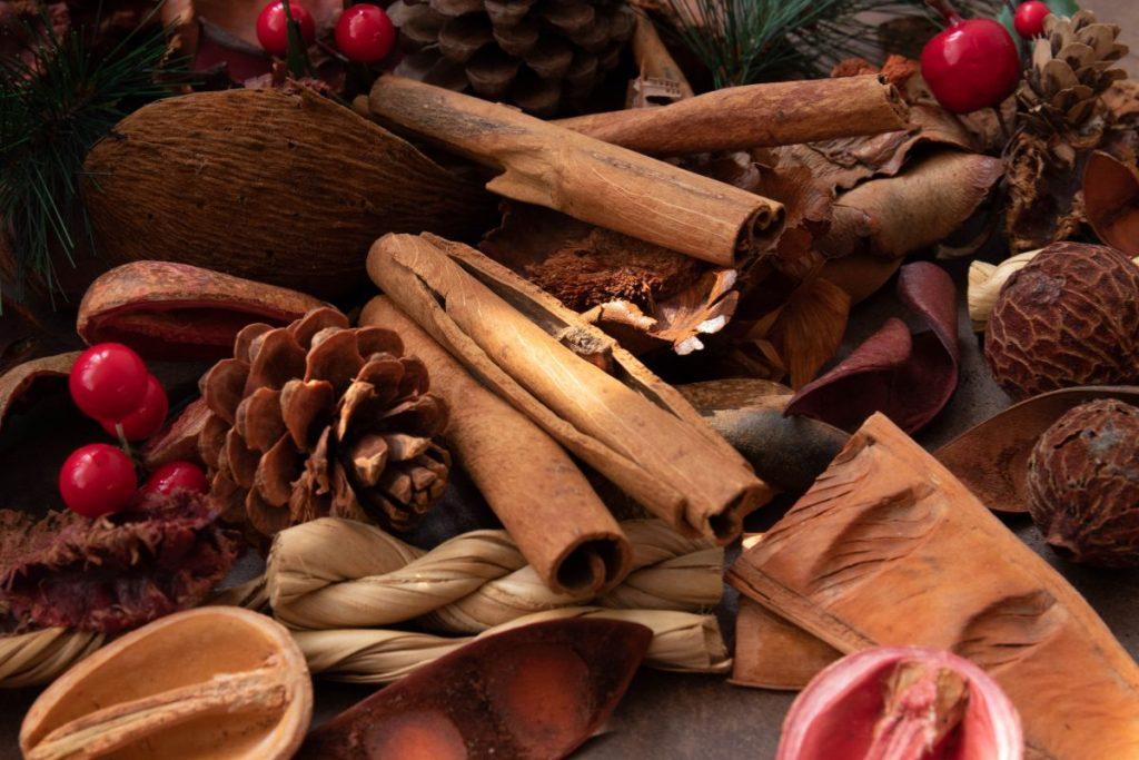 Cinamono kvapas per ventiliaciją