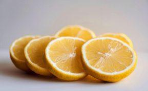 Citrinos džiūsta arba supelija po kelių dienų? Ši viena klaida tyliai tuština jūsų piniginę