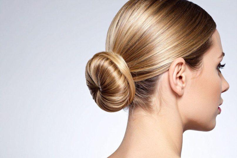 Madinga, bet pavojinga: kodėl populiari kuoduko šukuosena gali prišaukti ankstyvą nuplikimą?