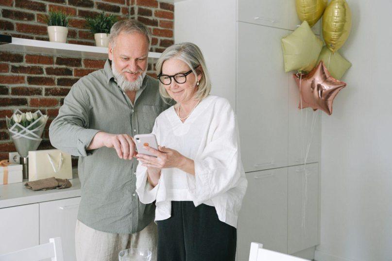 Deepfake vaizdo įrašai: kaip atpažinti ir apsisaugoti nuo klaidinančio turinio