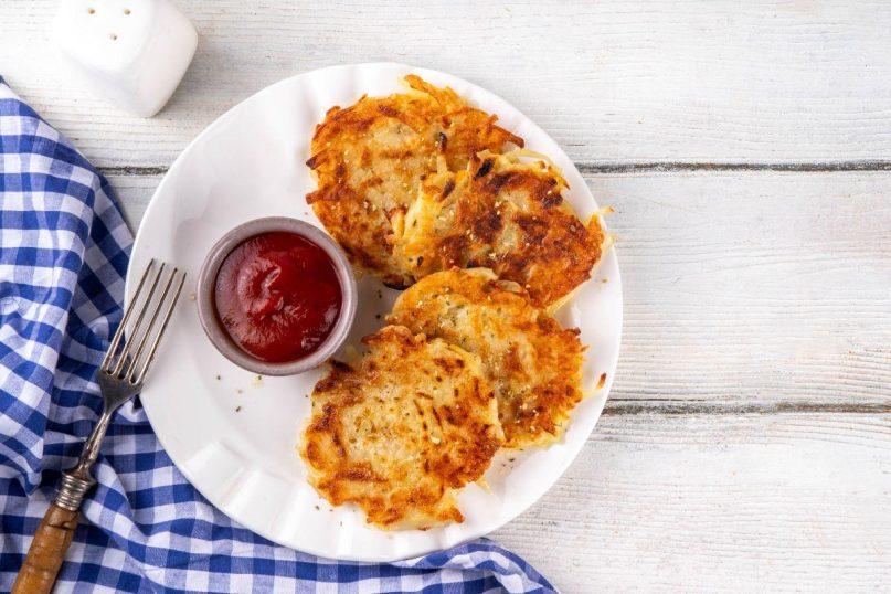 Geriausi bulviniai blynai: greitas ir paprastas receptas iš senos kulinarijos knygos!