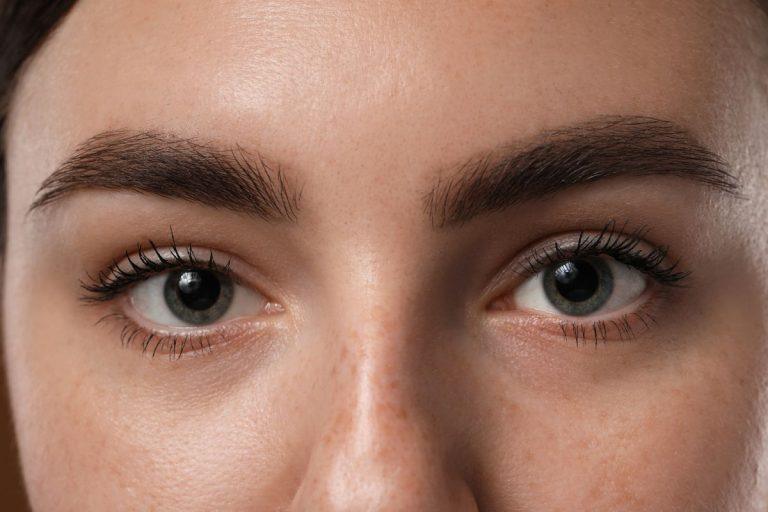 Gigi Hadid: žaiskite su atspalviais, kad sukurtumėte natūralią išvaizdą
