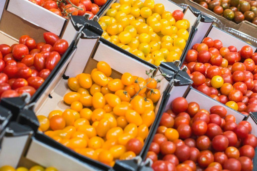 Gudrybė su svarstyklėmis, kurią slepia parduotuvės: šis triukas padės atskleisti gerą vaisių nuo gražios apgaulės. Produktai, kuriems svarstyklės pasitarnaus