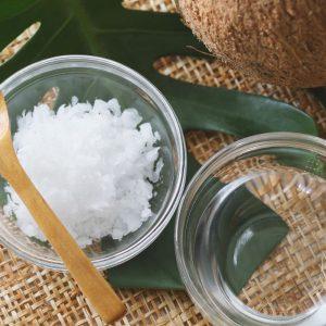 Įdėkite druskos į stiklinę vandens ir palikite namuose. Štai koks bus rezultatas!