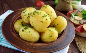 Įmeskite tai į puodą su bulvėmis – skrandis padėkos, o druskos nebenorėsite net prisiminti