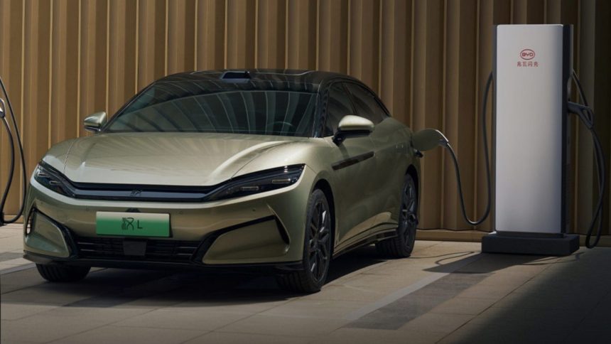 Istorinis proveržis: BYD peržengė ribą, kuri keičia elektromobilių ateitį