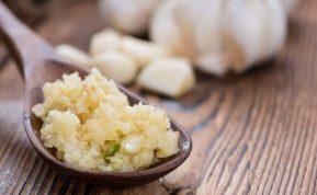 Kaip česnakai padeda atsikratyti nepageidaujamų kilogramų: dietologės atsakymas