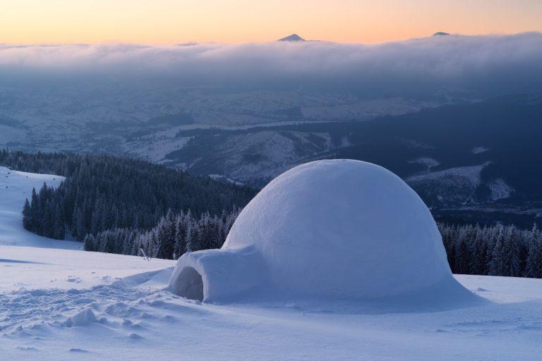 Kaip iš tikrųjų statomas iglu
