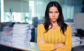 Kaip jūsų kūnas signalizuoja, kai jaučiate įtampą ar pasipiktinimą?