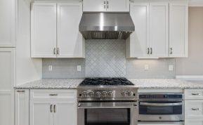 Kaip lengvai įveikti ant gartraukio susikaupusius riebalus ir nešvarumus? Laiko patikrinti patarimai