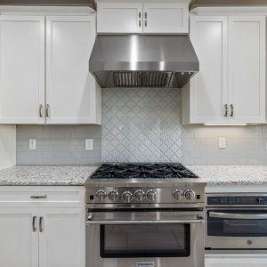 Kaip lengvai įveikti ant gartraukio susikaupusius riebalus ir nešvarumus? Laiko patikrinti patarimai