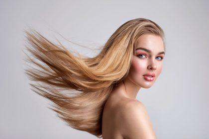 Kaip prižiūrėti plaukus žiemą: specialistės rekomendacijos