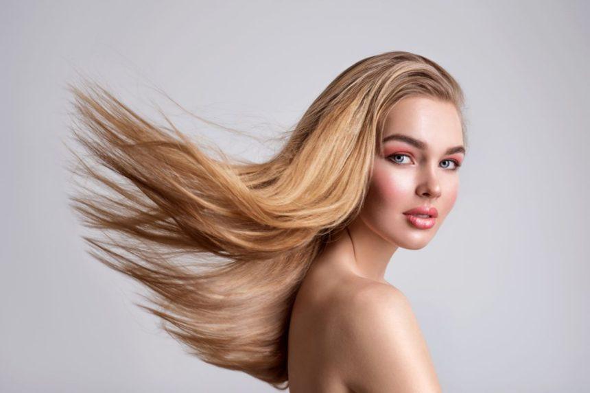 Kaip prižiūrėti plaukus žiemą: specialistės rekomendacijos