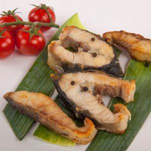 Karalių pamėgtas skonis grįžta ant Kūčių stalo: ši beveik bekaulė žuvis išstumia karpį ir žavi savo istorija.