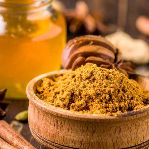 Kiekvieną dieną valgau šaukštą medaus su cinamonu, rezultatai mane nustebino!